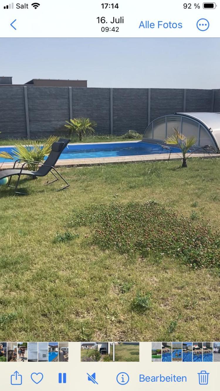5 Izbovy Samostatny Stojaci Rodinny Dom S Podkrovim A Velkou Zahradou So Sezonnym Bazenom, Celorocnou Saunou A Virivkou-Momentalne Pokazena- Od Augusta Bude Nova Na Dovolenku A Oddych Topolniky Dış mekan fotoğraf